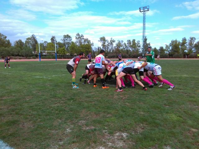 Los Juegos Deportivos del Guadalentín acogieron un emocionante partido amistoso de Rugby entre los clubes de Lorca y Cartagena