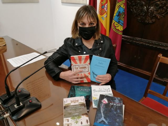 IU-Verdes pide instituir el premio literario 'Ciudad de Lorca' y que el Ayuntamiento reconozca a los autores locales que han destacado en 2020