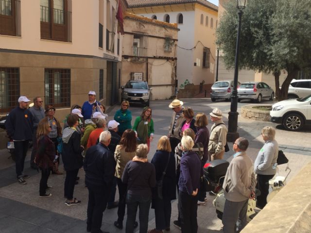 Una treintena de irlandeses y británicos visitan Lorca con motivo de la festividad del Día de San Patricio