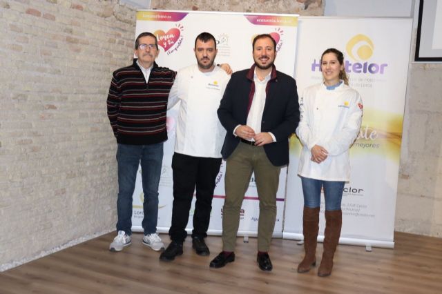 Lorca arropa a los hosteleros lorquinos que participan en la XXI edición de 'Madrid Fusión Alimentos de España'