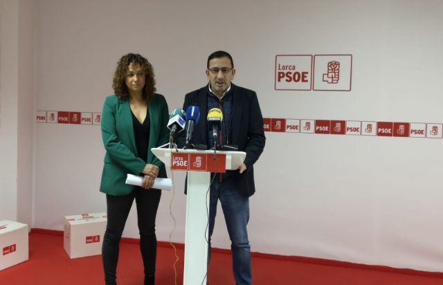 PSOE: 'El Presidente andaluz viene a Lorca a enseñar a Pencho el camino del 'trifachito' que los lorquinos no vamos a permitir'