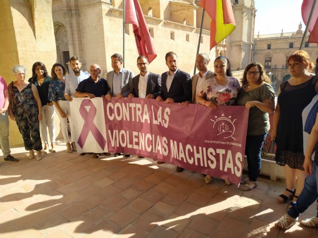 El Ayuntamiento de Lorca muestra su repulsa por los últimos casos de violencia machista que elevan a 1.000 el número de víctimas desde el año 2003