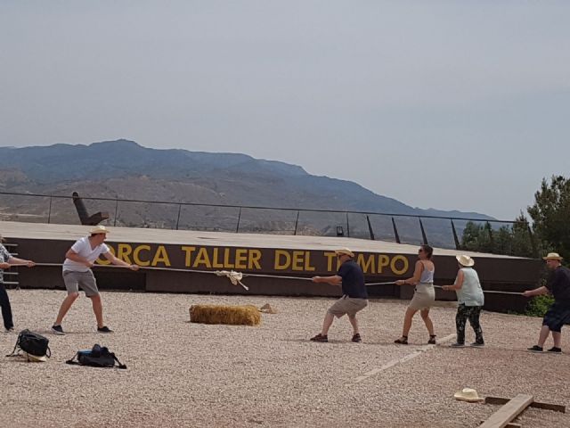 Turoperadores del Reino Unido especialistas en turismo escolar visitan la ciudad para conocer las ventajas con las que cuenta Lorca