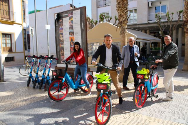Arranca en Lorca el despliegue de 250 patinetes y 50 bicicletas como alternativa al transporte convencional