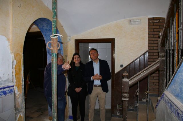 La rehabilitación del edificio que acogía el restaurante La Cava otorga un nuevo impulso a la recuperación del casco histórico