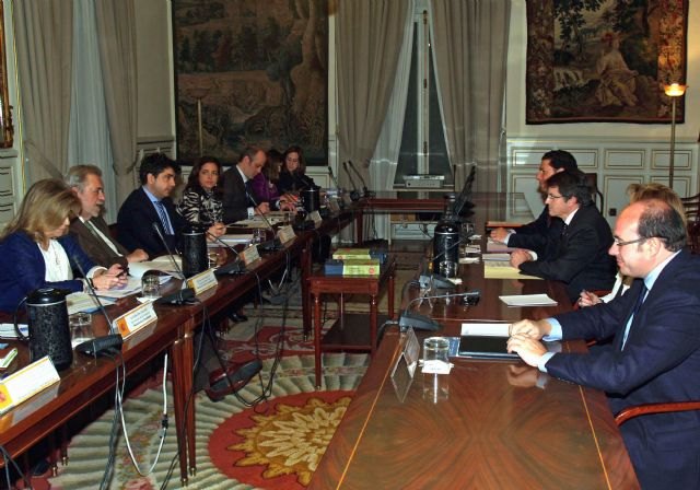 Comunidad, Ayuntamiento y Estado acuerdan ampliar en 32 millones la inversión de este año para el ´Plan Lorca+´