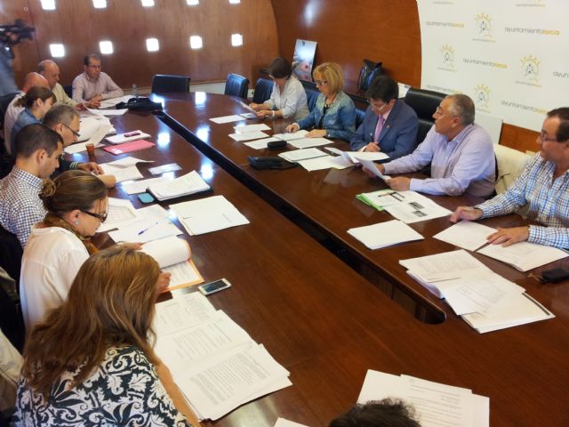 La Concejalía de Empleo realizó en 2013 cursos de 48 perfiles profesionales para 700 desempleados lorquinos