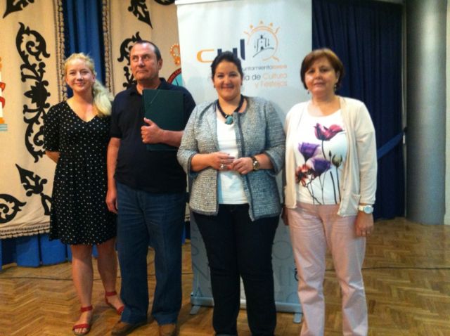 Dos voluntarios lorquinos participarán tres semanas en un intercambio de la Universidad Popular con Polonia