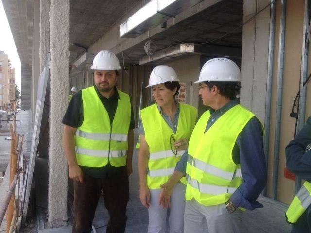 Lorenzo anuncia que el centro de salud Lorca-Sutullena cubrirá los servicios de Fisioterapia y Odontología de toda la ciudad