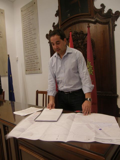 El Ayuntamiento completa el Plan Especial para reconstruir las 17 viviendas del edificio Mommar (Bar Quijote)