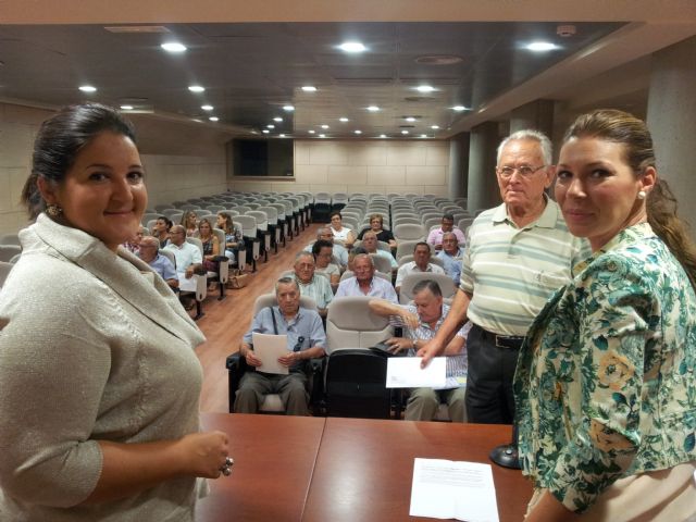 Humor, canción española, ballet y acceso libre a Feramur, entre las actividades del Día del Mayor en la Feria de Lorca