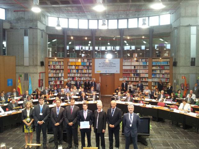 LA ONO entrega al alcalde de Lorca el premio internacional 'Damir Cemerin'