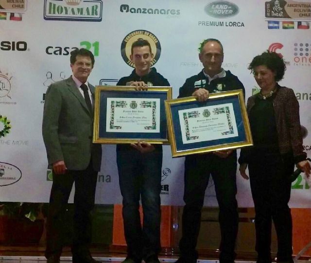 El Alcalde felicita a los dos pilotos lorquinos que han finalizado con éxito el Rally Dakar celebrado en Sudamérica durante el mes de enero