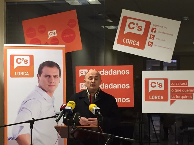 Solicitan la paralización de la convocatoria del concurso oposición para proveer 13 plazas como personal laboral indefinido de Agente de Emergencias