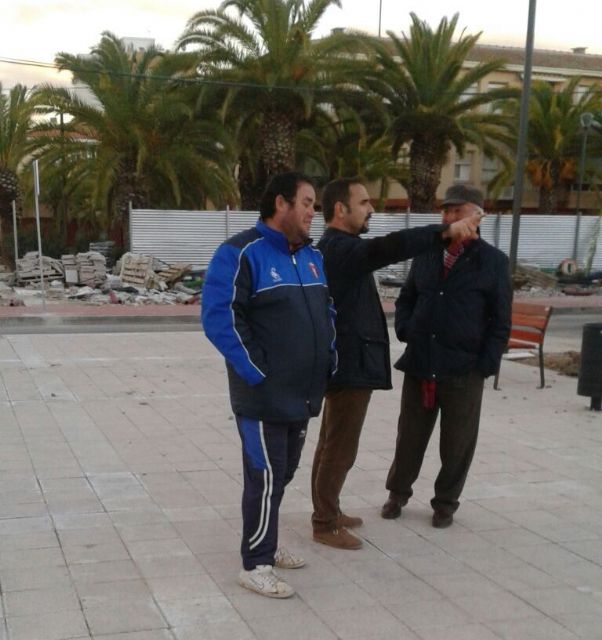 Mateos exige a Jódar que escuche y solucione las reclamaciones de los vecinos de Alfonso X