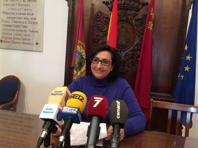 El PSOE vuelve a exigir a Jódar que atienda y solucione las quejas de los vecinos por las obras en Alfonso X