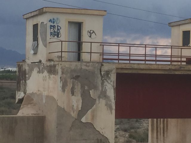 UPyD Lorca exige al Gobierno municipal una 'solución inmediata' a las condiciones infrahumanas y de desigualdad en las que viven un grupo de inmigrantes en el cauce del Guadalentín