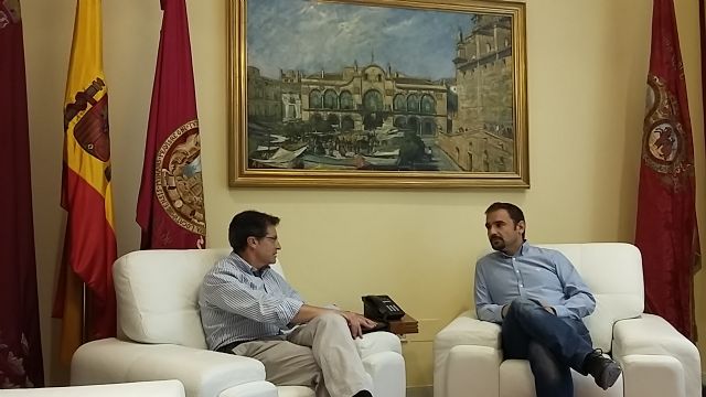 El Alcalde de Lorca entrega a los representantes de PSOE e IU una Propuesta de Acuerdo de Gobernabilidad Compartida