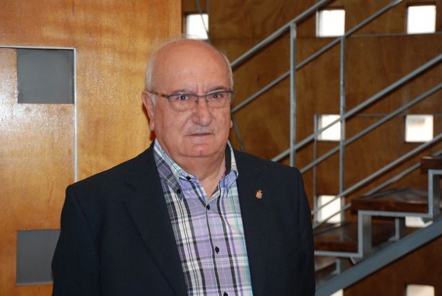 El PSOE alerta del retraso en la apertura de las piscinas municipales por la falta de previsión del Concejal de Deportes