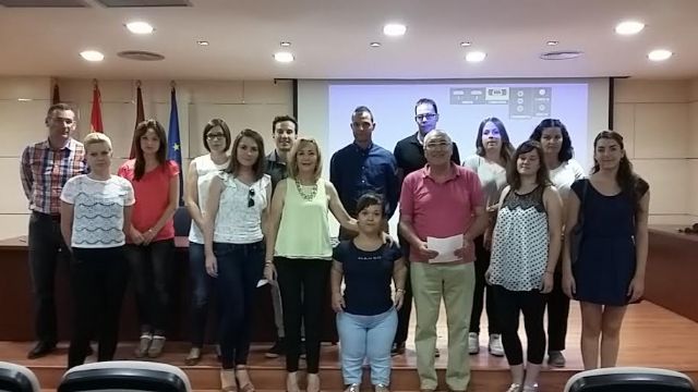 El Ayuntamiento saca del paro a 20 trabajadores lorquinos