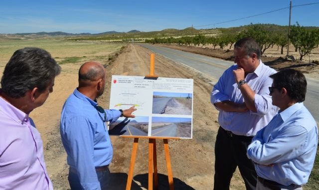 Comienza la fase final de las obras de mejora de la carretera que une La Paca y Doña Inés, en Lorca