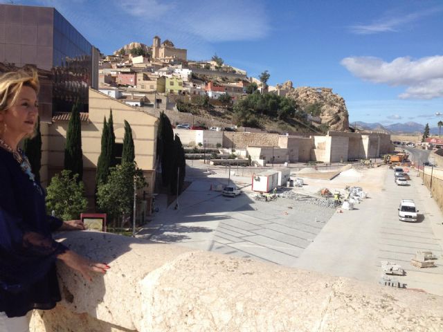 Las obras para poner el aparcamiento de La Merced acorde con su entorno monumental concluirán en diciembre