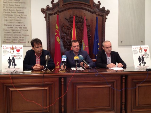 40 establecimientos ofrecerán descuentos de hasta el 50% en la IV Corredera Shopping Night, que se celebrará este viernes