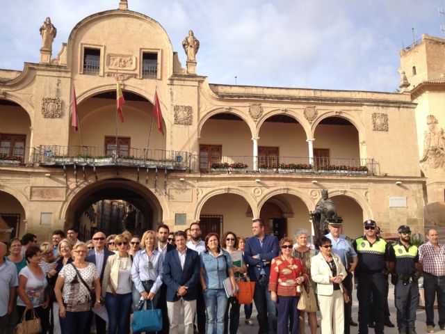 El Ayuntamiento de Lorca condena el asesinato machista de una mujer en Beniel