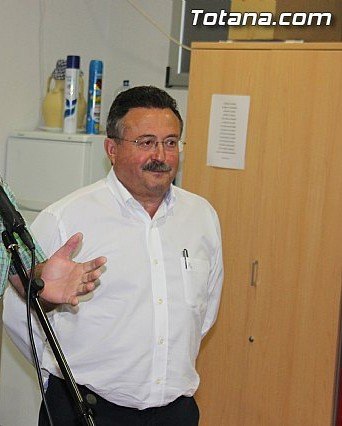 Soler califica de 'disparate' que la tubería que se está instalando para conducir el agua procedente de la desaladora de Águilas llegue a Totana