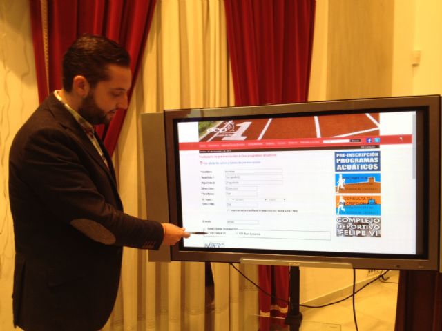 Deportes mejora el proceso de inscripción en los programas acuáticos poniendo en marcha un sistema de preinscripción por internet