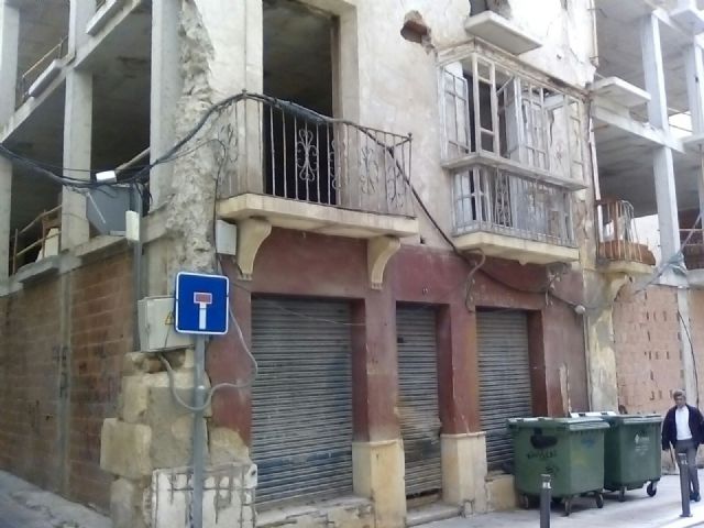 El PSOE exige actuaciones urgentes en Calle Echegaray ante los problemas de acceso y por el riesgo de desprendimientos