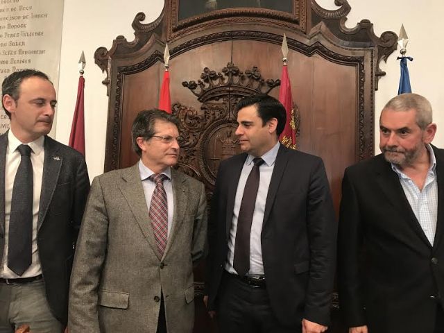 El programa 'Agroemprendia' formará a 12 jóvenes desempleados en las cooperativas de FECOAM de Lorca