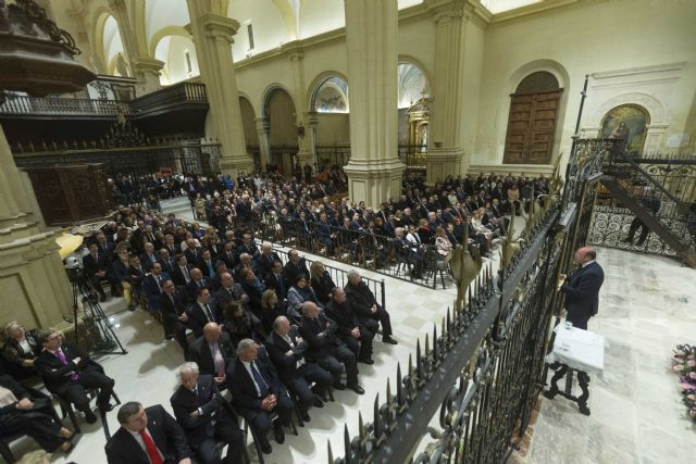 El presidente de la Comunidad pronuncia el pregón de la Semana Santa lorquina, donde destaca que 'ninguna otra pasión se asemeja a la pasión de Lorca, una ciudad que siente ahora los días más intensos del año'
