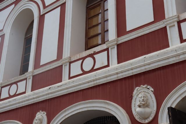 La Dirección General de Patrimonio obliga a Fulgencio Gil a dar explicaciones sobre el estado de abandono del Teatro Guerra en un plazo de diez días