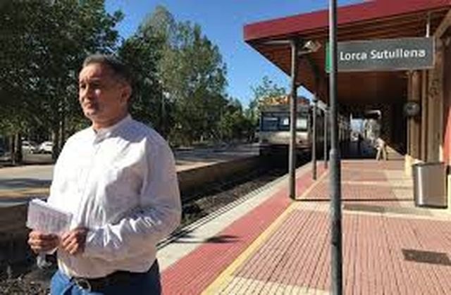 El gobierno de Pedro Sánchez desmiente a Mateos y confirma que podía mantener la línea de tren mientras ejecutaba las obras de mejora en las vías