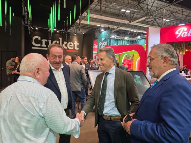 El alcalde de Lorca, Fulgencio Gil, reclama medidas urgentes para defender al campo lorquino: 'No vamos a permitir que nos dejen sin agua, porque de ello depende la supervivencia de nuestra huerta de Europa'