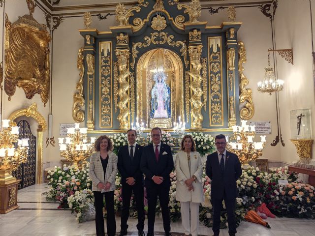 El Paso Blanco entrega sus Palmas de Oro en los actos del Día de la Madre 2022