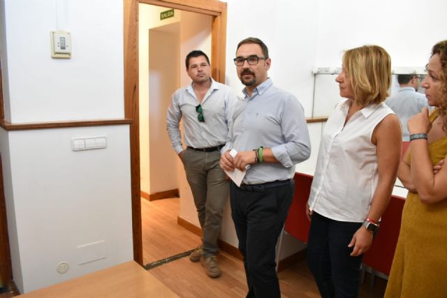 Los beneficiarios de los Programas de Empleo y Formación de la Concejalía de Desarrollo Local finalizan el acondicionamiento del Teatro Guerra