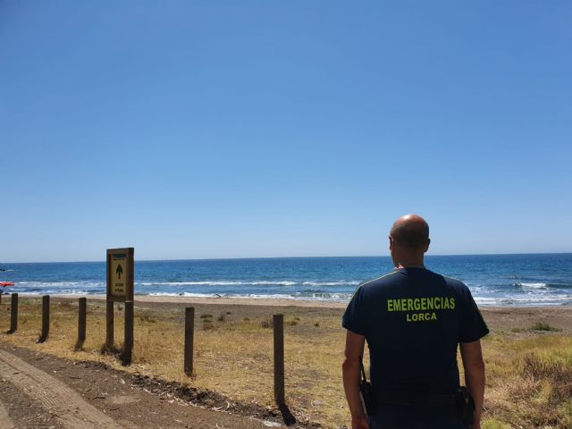 El Servicio de Emergencias Municipal y Protección Civil atiende 51 incidencias dentro del Plan de Salvamento en playas en el litoral lorquino durante el mes de julio