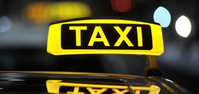 IU-v pide al alcalde de Lorca que apoye a los taxistas lorquinos