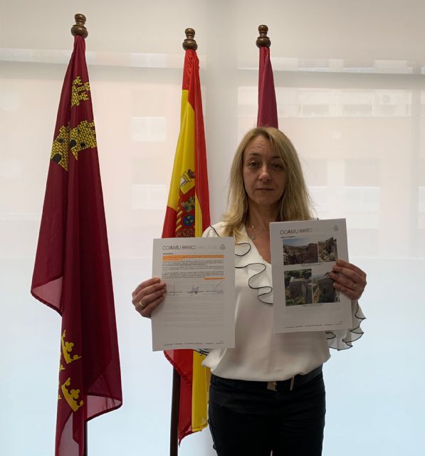 PSOE: El PP de Lorca destapa su propia dejadez denunciando un derrumbe en la muralla del Castillo que se produjo durante su gobierno