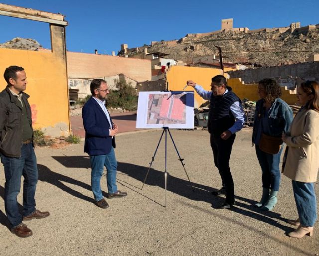El Ayuntamiento de Lorca creará una zona con 77 nuevos aparcamientos entre los barrios de San Lázaro y el Calvario