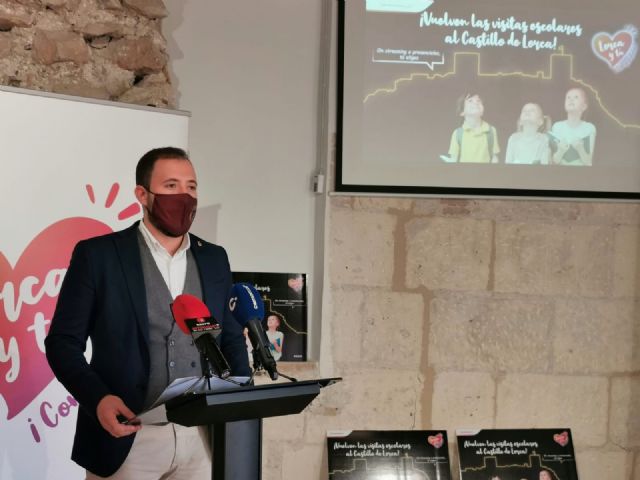 La concejalía de Turismo retoma las visitas escolares presenciales al castillo y al municipio de Lorca