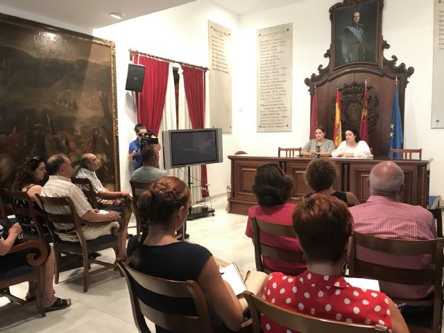 El Gobierno Regional concederá a las familias más necesitadas 200 euros mensuales para pagar el alquiler de sus viviendas