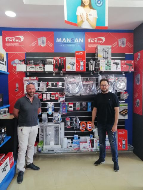 Un asociado de Grudesa se une a los corners Fersay en la localidad murciana de Lorca