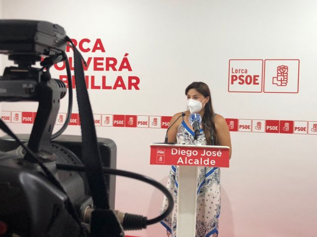 Más de 250 lorquinos y lorquinas han sido atendidos en la sede la Agrupación Socialista para recibir información del Ingreso Mínimo Vital