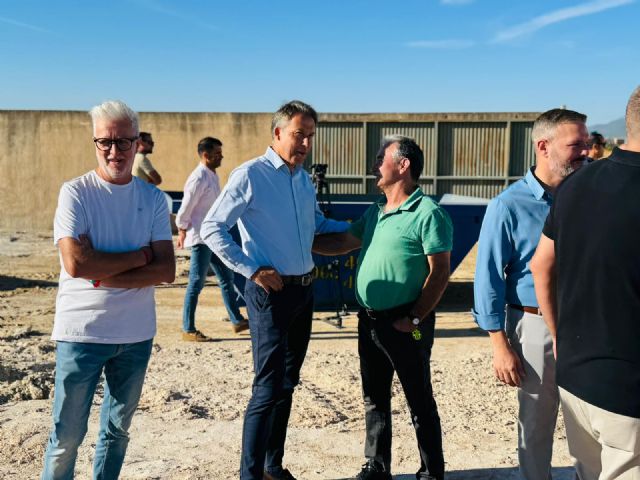 La remodelación del campo de fútbol de Los Yesares, en Zarcilla de Ramos, entra en su fase final, dando respuesta a una demanda histórica de los vecinos