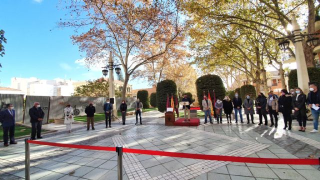 El Ayuntamiento de Lorca conmemora el 42 aniversario de la Constitución Española con un acto institucional y la lectura de varios artículos de la  Carta Magna