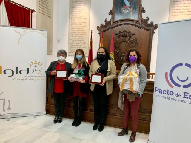 El Colegio San Cristóbal, ganador del concurso de Creación Audiovisual 'Quedan muchos cuentos por contar' Educando en Igualdad organizado por el Ayuntamiento de Lorca