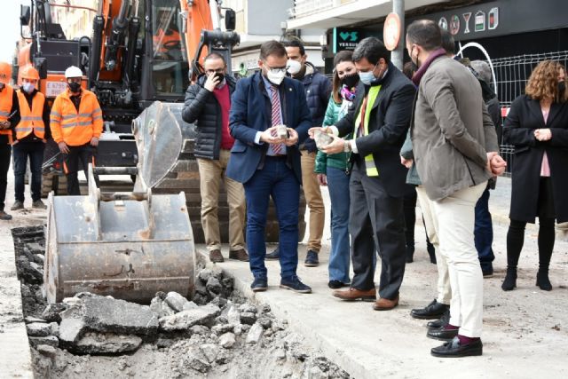 El alcalde resalta que la renovación urbana de Jerónimo Santa Fe permitirá dar continuidad a las dos actuaciones anteriores realizadas en las Avenidas Juan Carlos I y Adolfo Suárez